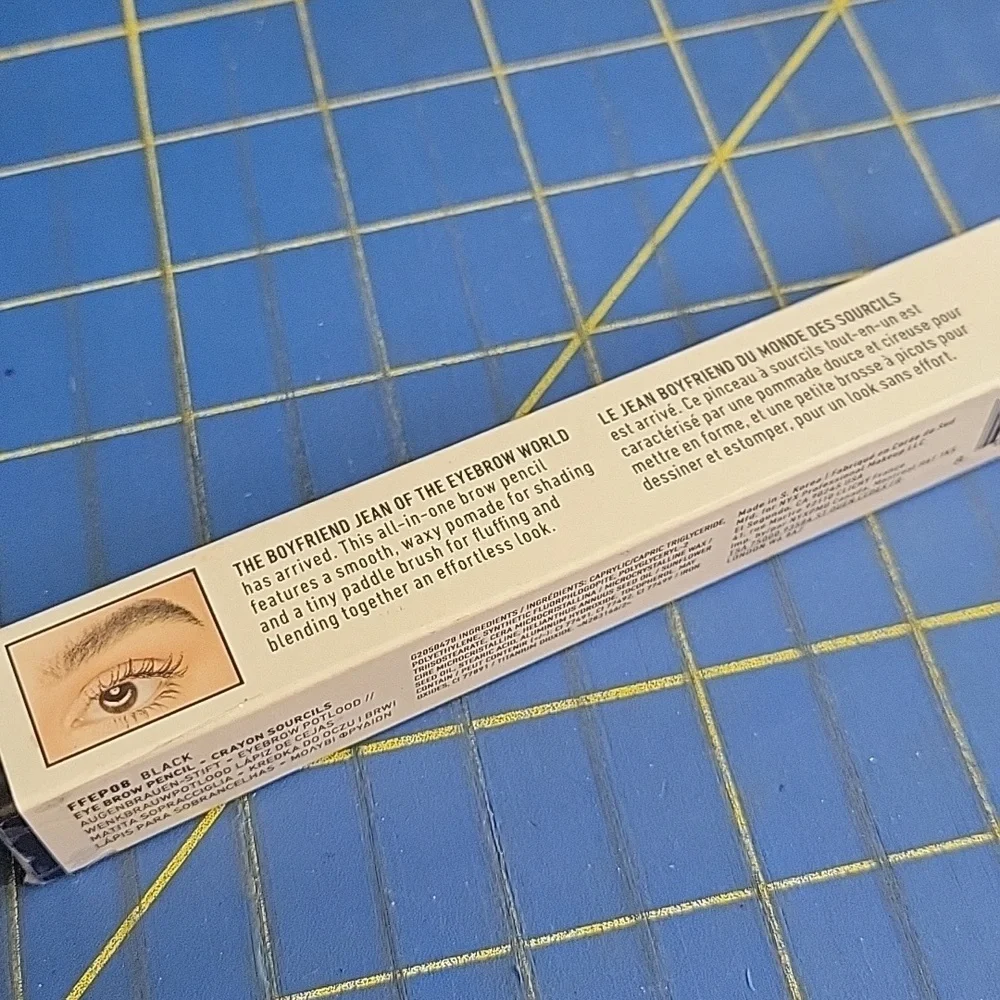 NYX Fill & Fluff Eyebrow Pomade Pencil 0.2g New Sealed Box